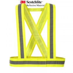 Harnais jaunes avec bandes réfléchissantes