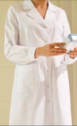 Bata laboral blanca de mániga llarga de DONA