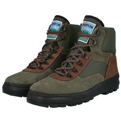 Botes de muntanya trekking de serratge i lona — Planas