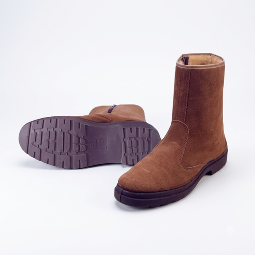 Bottes hautes en daim doublées avec fermeture éclair 399