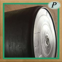 Cestos de plástico com alças de metal 26 L