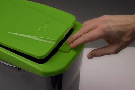 Galleda amb polsador de colors - 45 litres