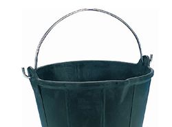 Cubo de goma 15 L con pico