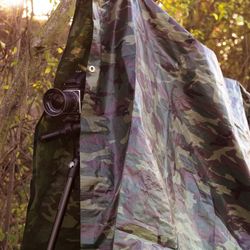 Lona camuflaje impermeable 130g con ojales