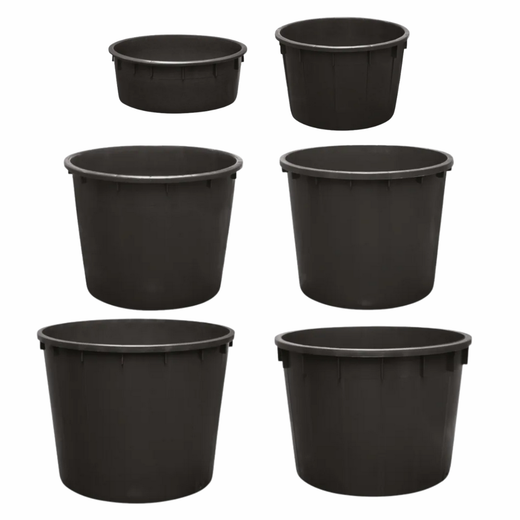 Macetas grandes de plástico negras