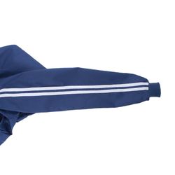 Granotes esportives de color blau amb ratlles blanques