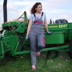 Pantaló amb peto laboral model DONA